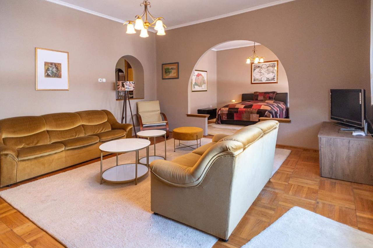 Pelsoart Apartments كيستاي المظهر الخارجي الصورة